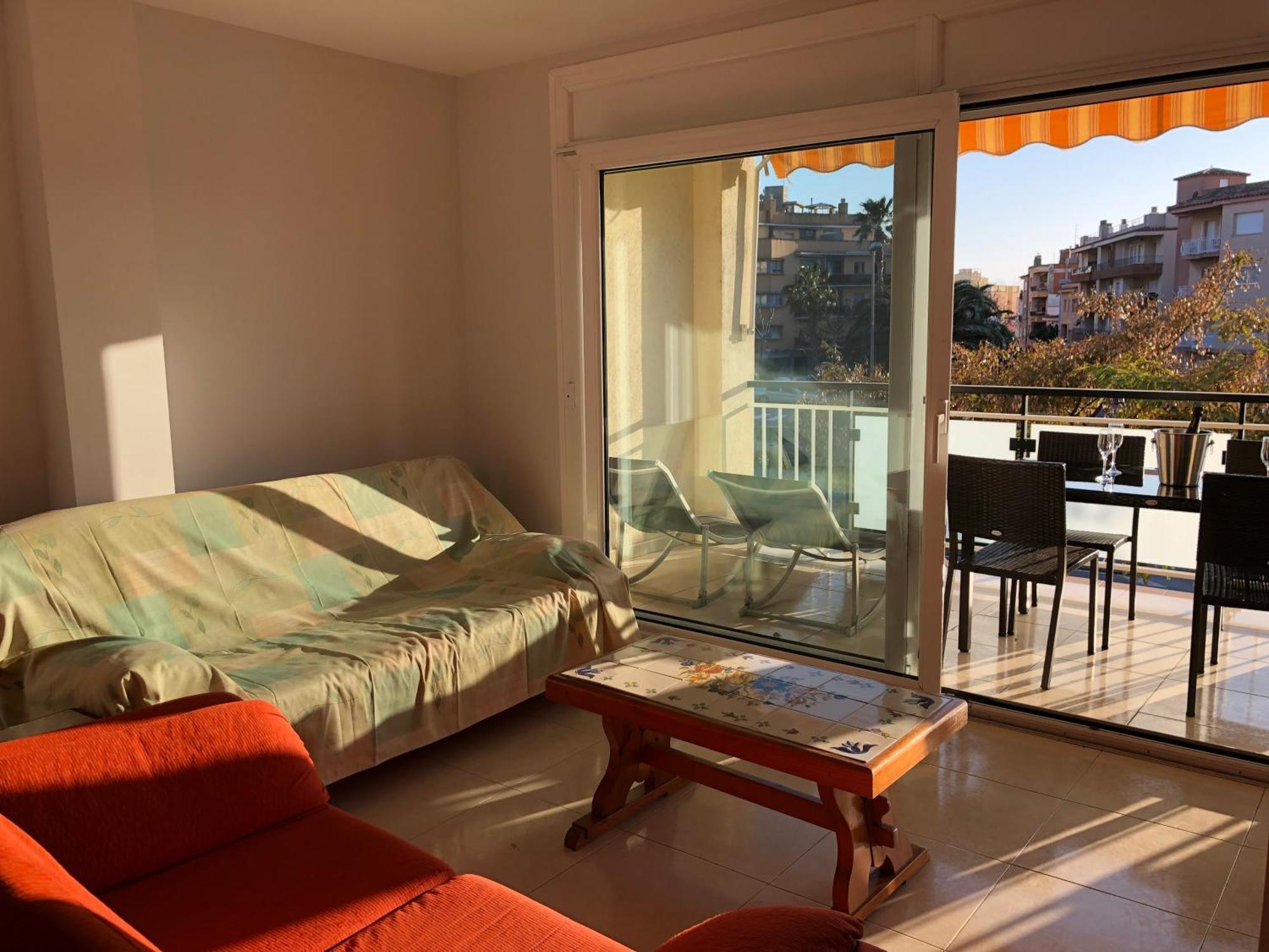 Apartamentos Benet Roses Exterior photo