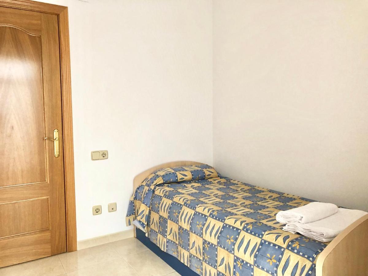 Apartamentos Benet Roses Exterior photo